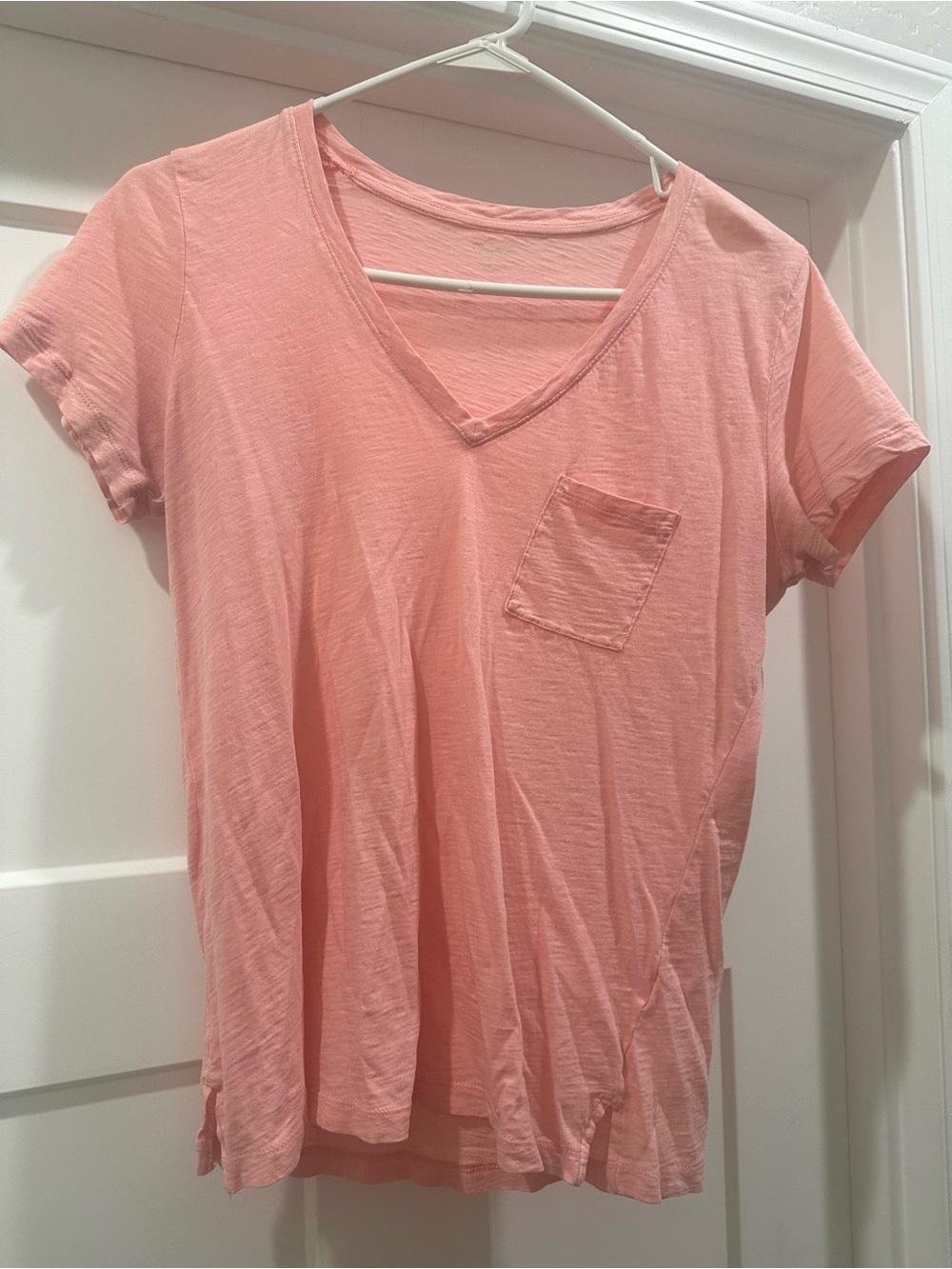 Madewell Coral Pink V-Neck Pocket Short Sleeve Tee